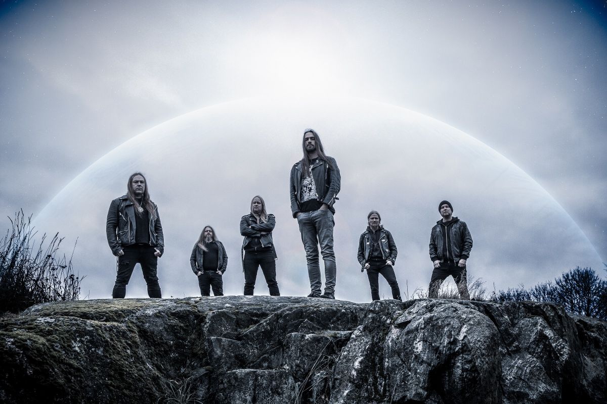 AND OCEANS reveal album details for 'Cosmic World Mother' – The ...