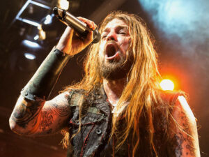 Read more about the article Singer Stu Block left ICED EARTH!