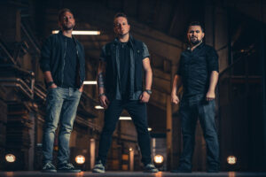 Read more about the article SPITFIRE released lyric video for their song “Writings On The Wall”.