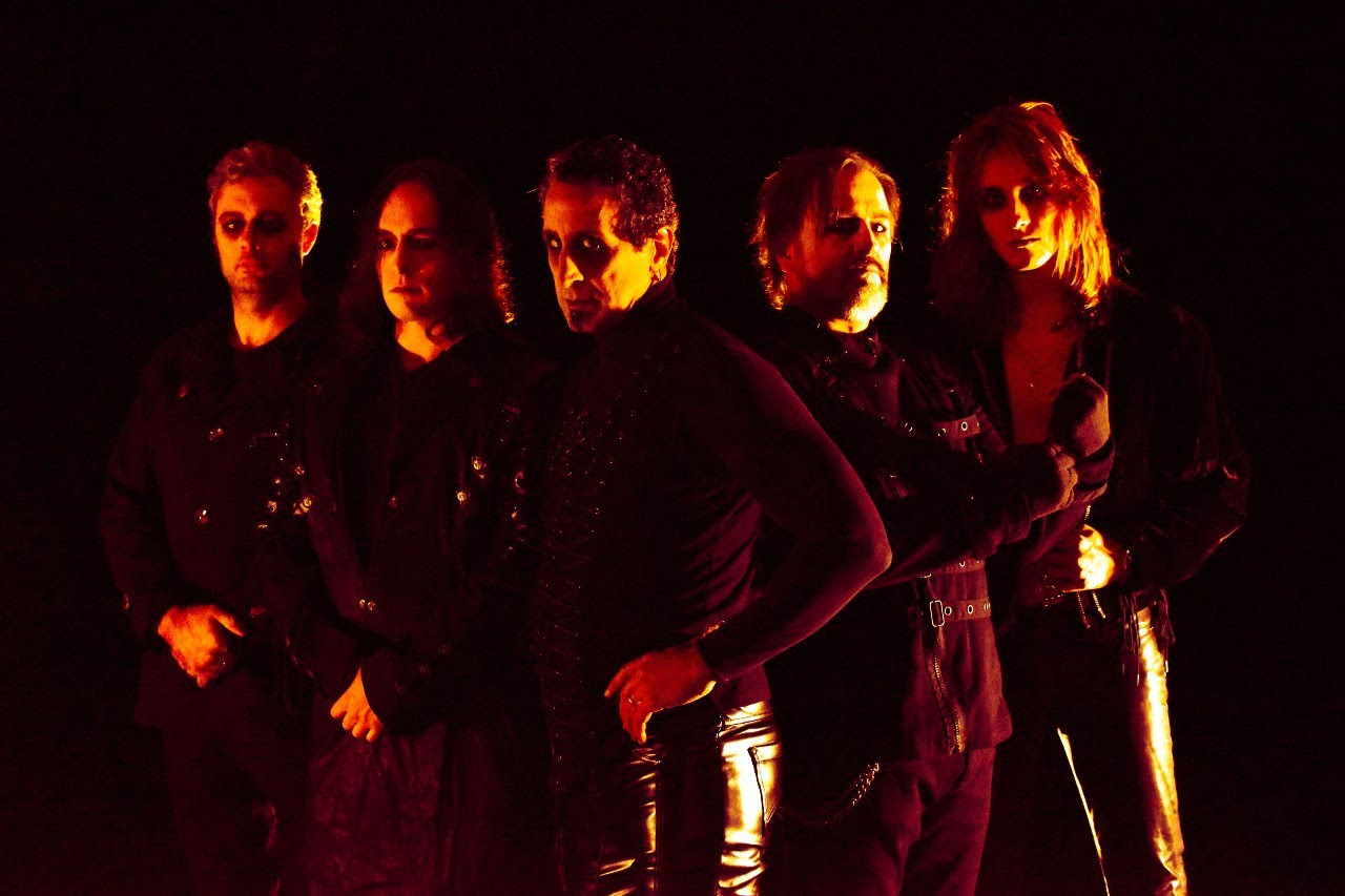 Οι SACRED OATH παρουσίασαν βίντεο για το τραγούδι “Empires Fall”.