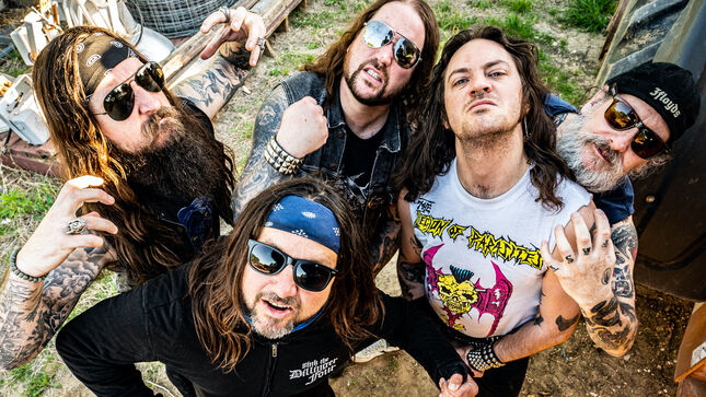Read more about the article Οι MUNICIPAL WASTE κυκλοφόρησαν animated βίντεο για το «Grave Dive».