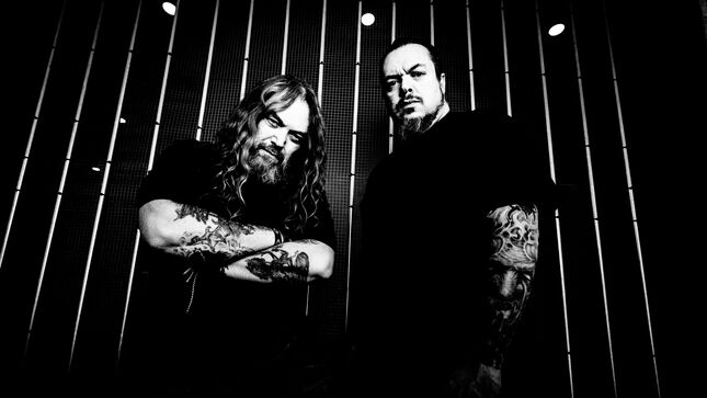 Read more about the article CAVALERA release lyric video for re-recorded version of “Morbid Visions” song.