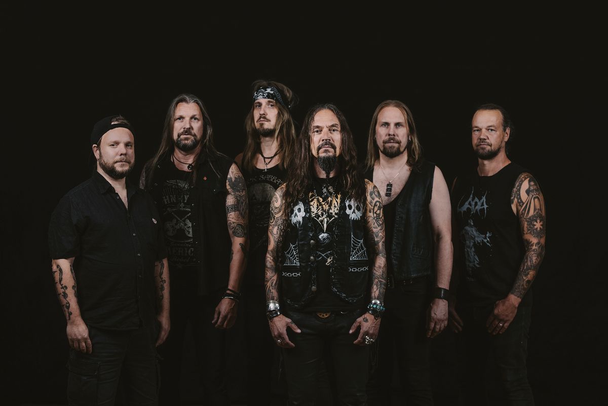 AMORPHIS release “Wrong Direction” video from upcoming “Queen Of Time (Live At Tavastia 2021)” offering!